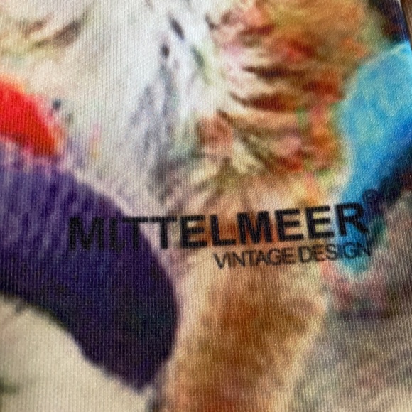 Cropped cat long sleeved top - Picture 3 of 5